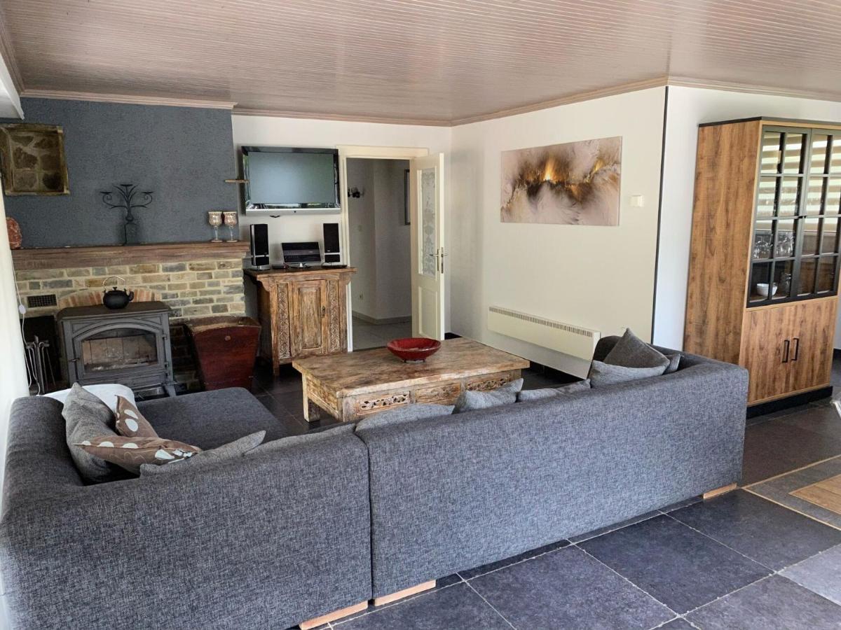 Luxurious Holiday Home With Jacuzzi Filly Exterior foto