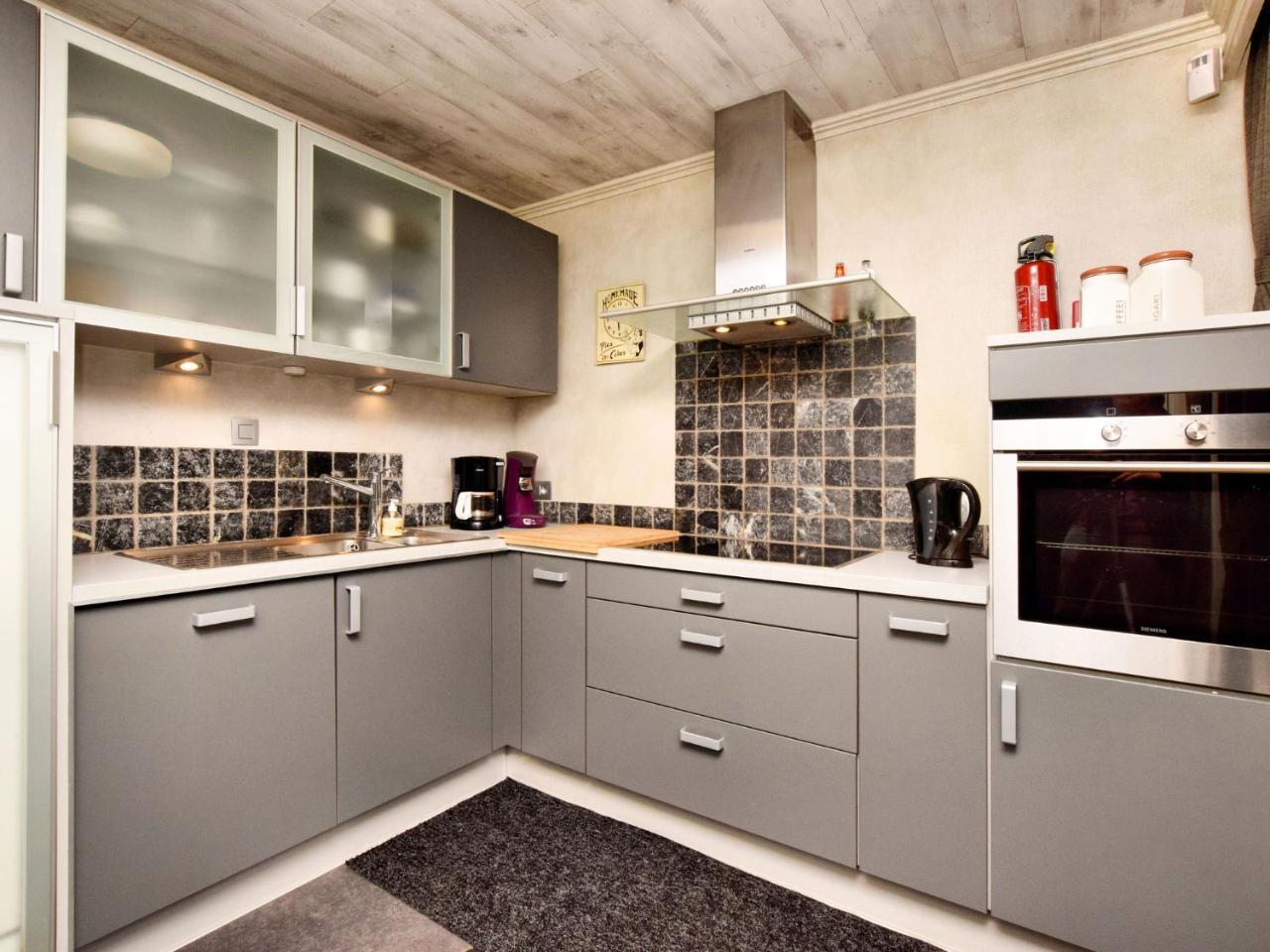 Luxurious Holiday Home With Jacuzzi Filly Exterior foto